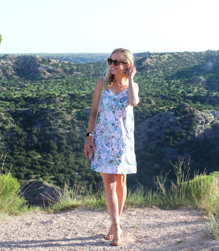 Discovering West Texas | Summer Outfits - joyfully so